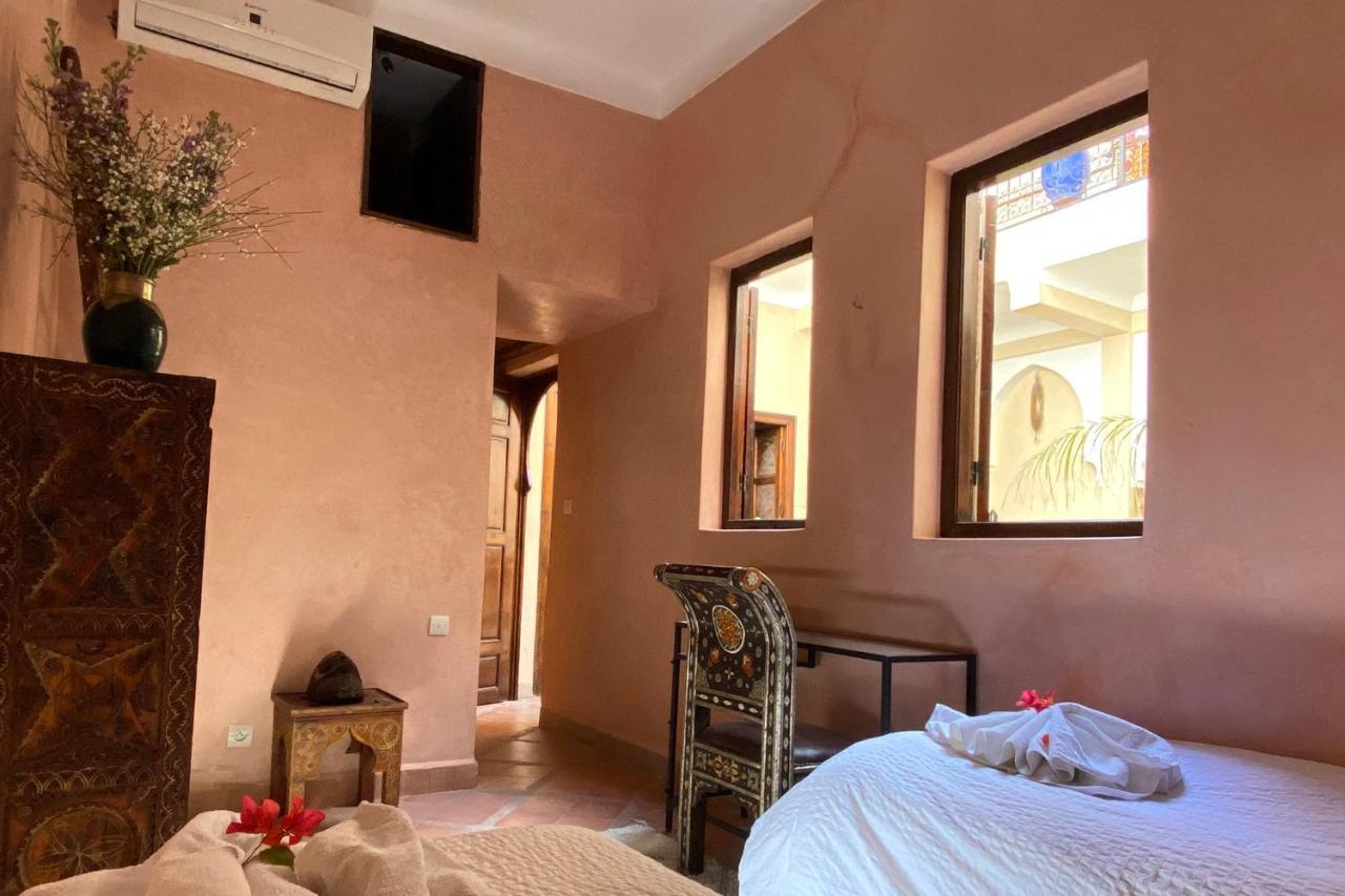 Riad Of The Storks - Exclusive Use For Up To 17 Persons Marrakesh Eksteriør billede